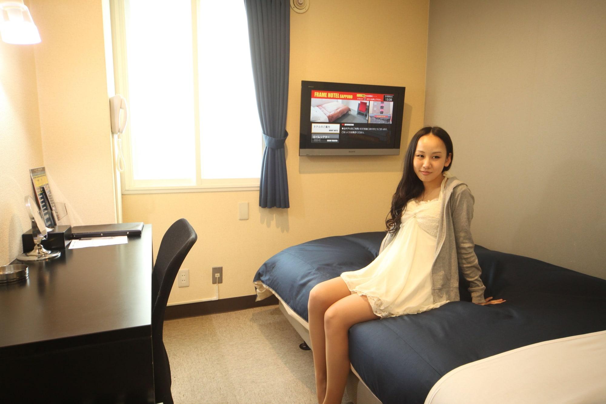 Frame Hotel Sapporo Bagian luar foto