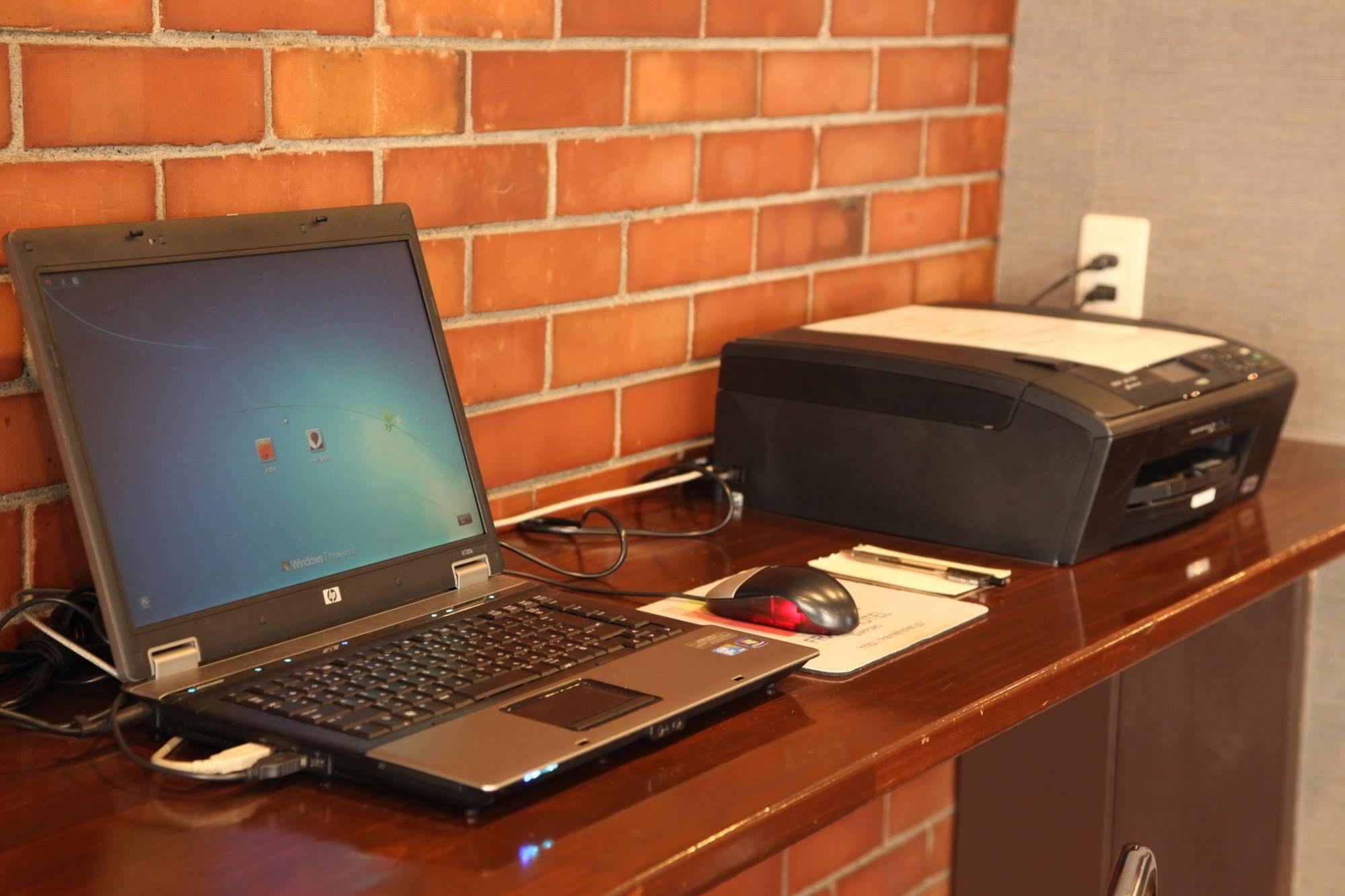 Frame Hotel Sapporo Bagian luar foto