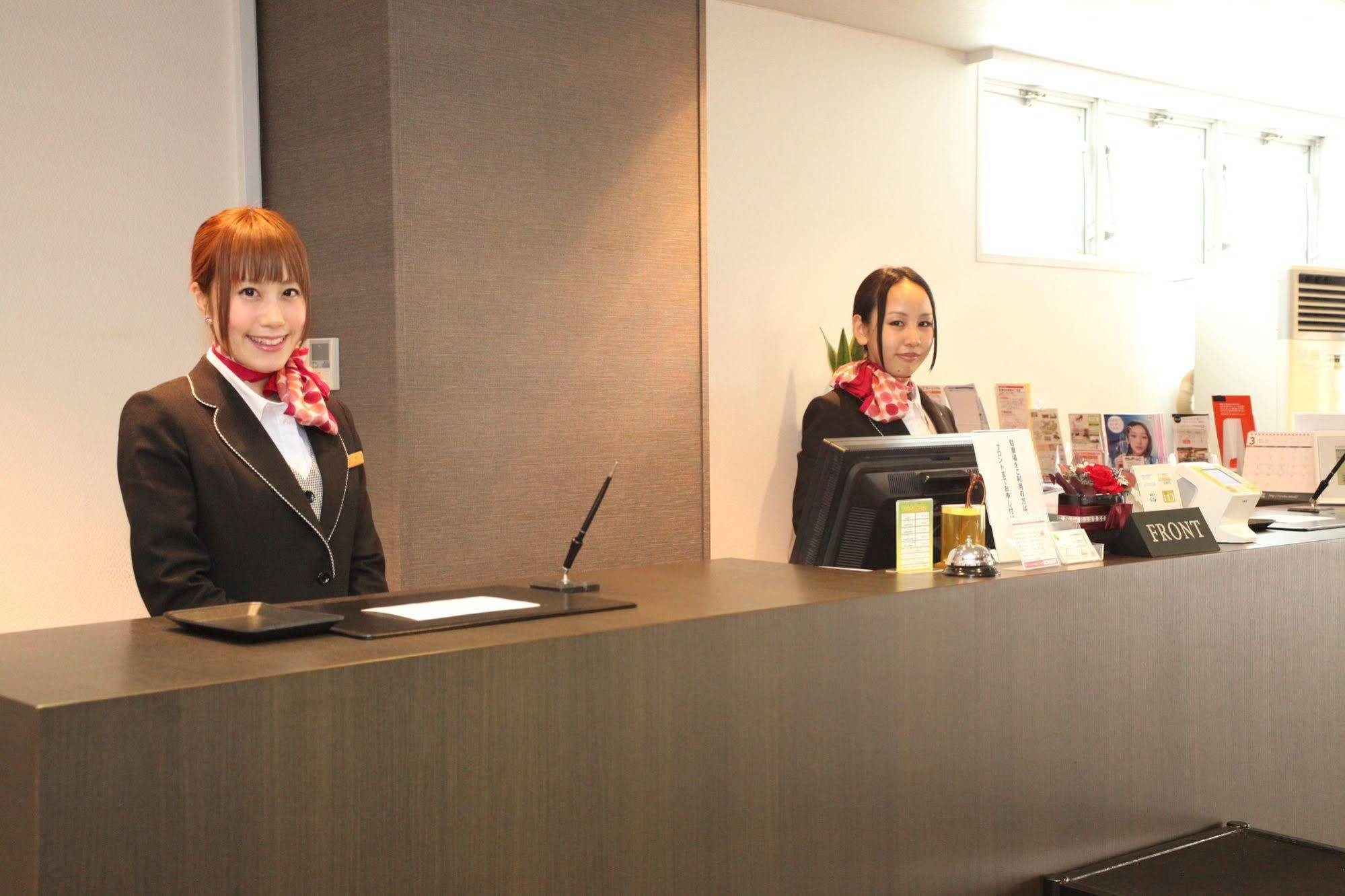 Frame Hotel Sapporo Bagian luar foto