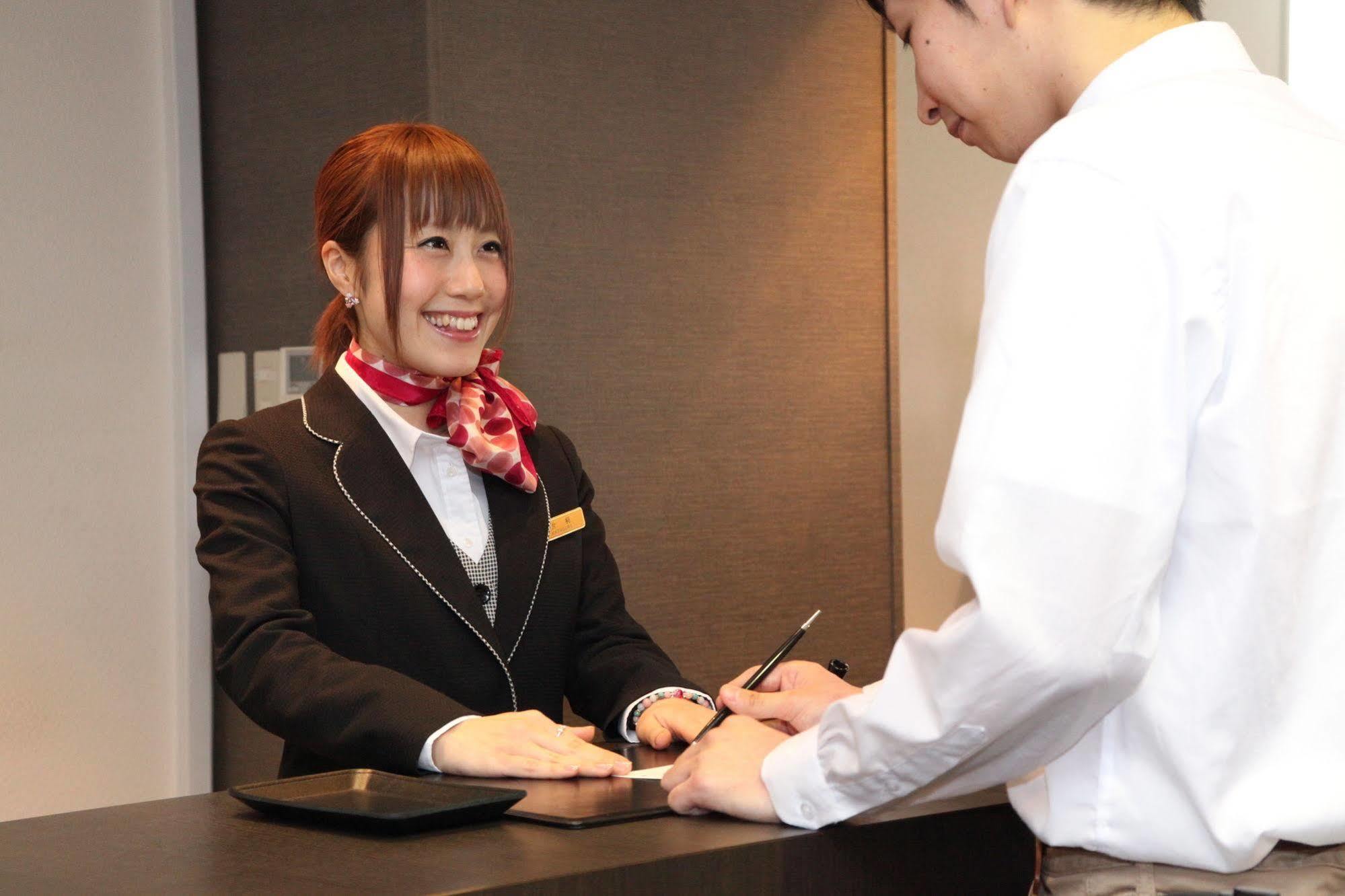 Frame Hotel Sapporo Bagian luar foto